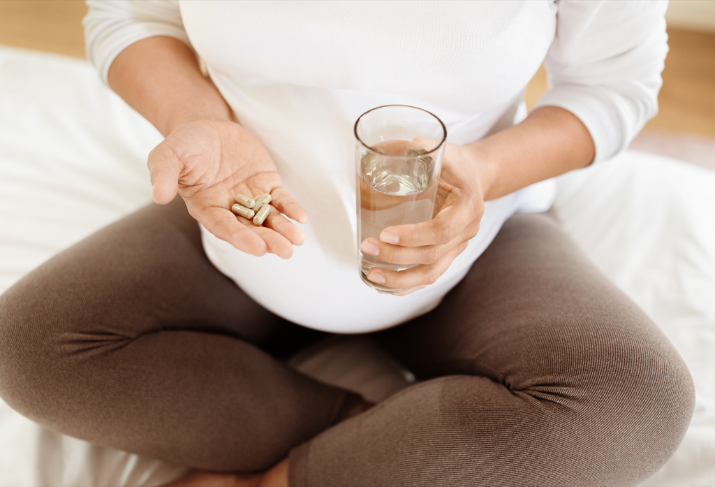 Must-have natural supplements to use during pregnancy